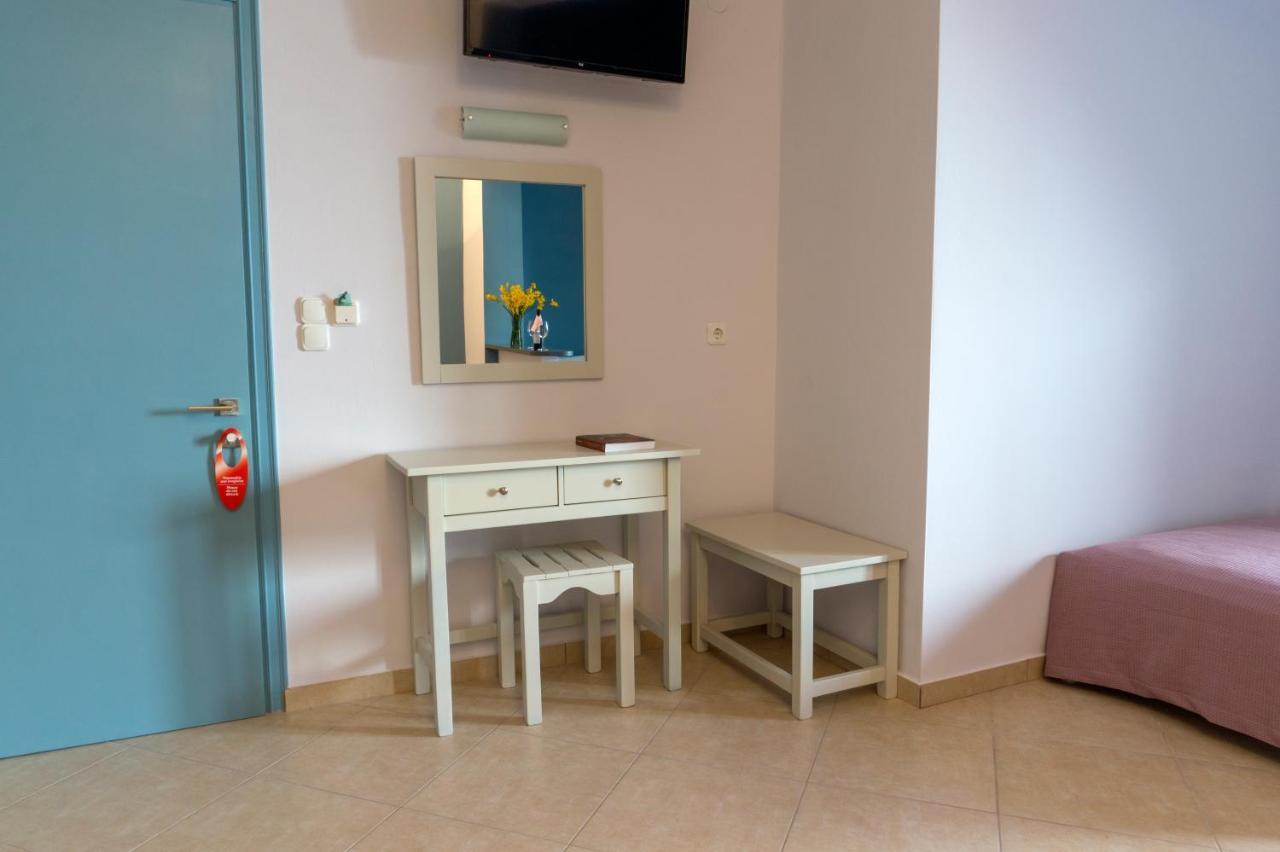 פראליה וראחו Hotel Loukas Vrachos מראה חיצוני תמונה