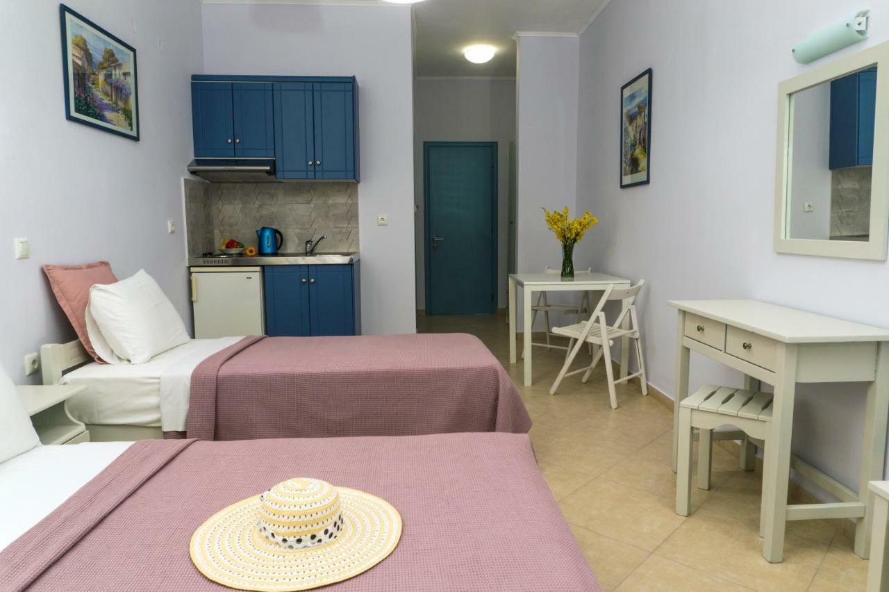 פראליה וראחו Hotel Loukas Vrachos מראה חיצוני תמונה